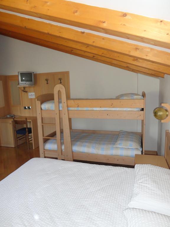 Hotel Al Caminetto Чембра Номер фото